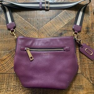Marc jacobs purple cross body bag, large size, magnetic closure.